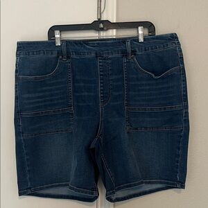 Westbound Woman Bermuda Jean shorts. Size 22W. The High Rise Fit. 9”inseam.